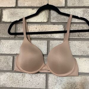 3for$20 bra has underwire medium